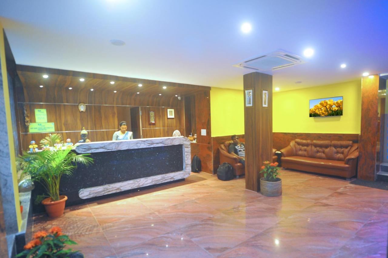 ปิปุล โฮเทล แอนด์ รีสอร์ต Hotel ปูรี ภายนอก รูปภาพ